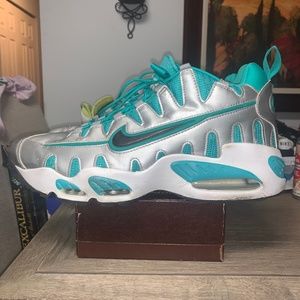 Nike Air Max NM 429749-003 2012 DS Mens Size 12 Silver/White/Green.